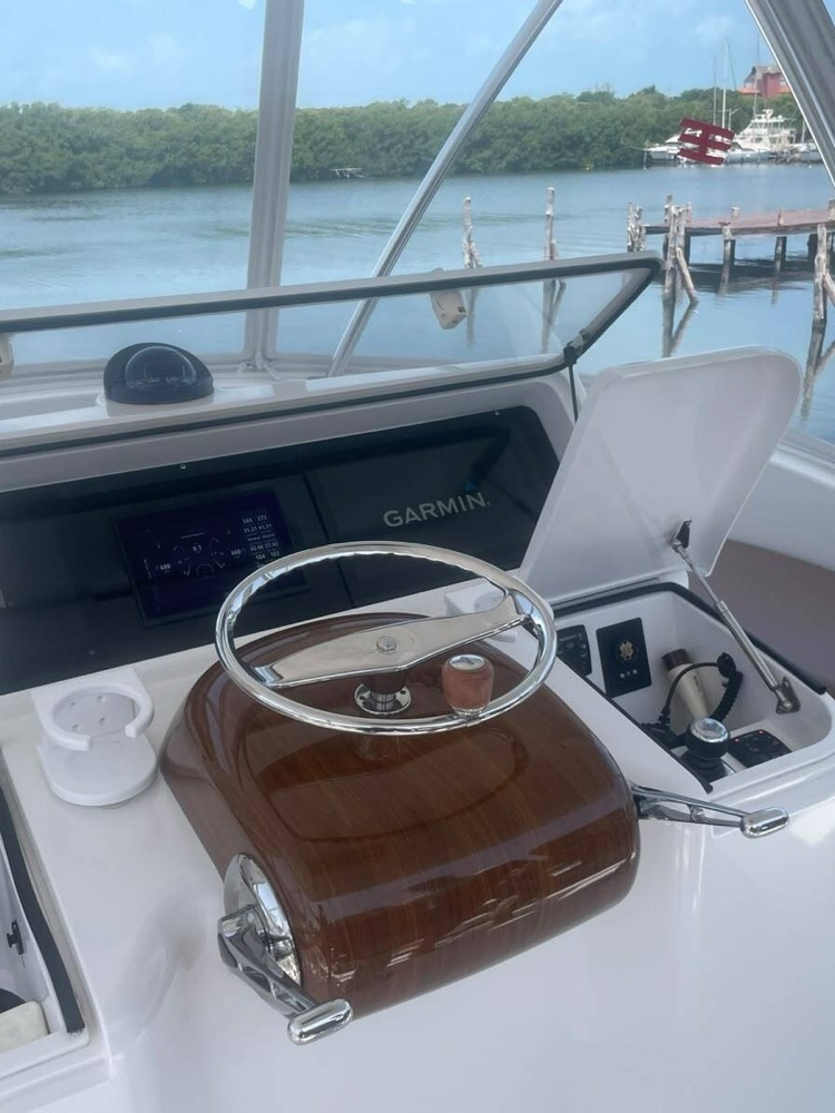 The flybridge helm of a 42-foot sportfisher
